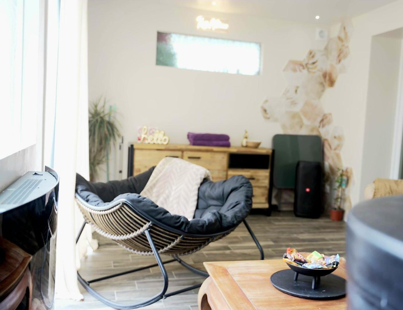Atoumo Appartement Love Jacuzzi & Jardin Disneyland Paris Quincy-Voisins Bagian luar foto