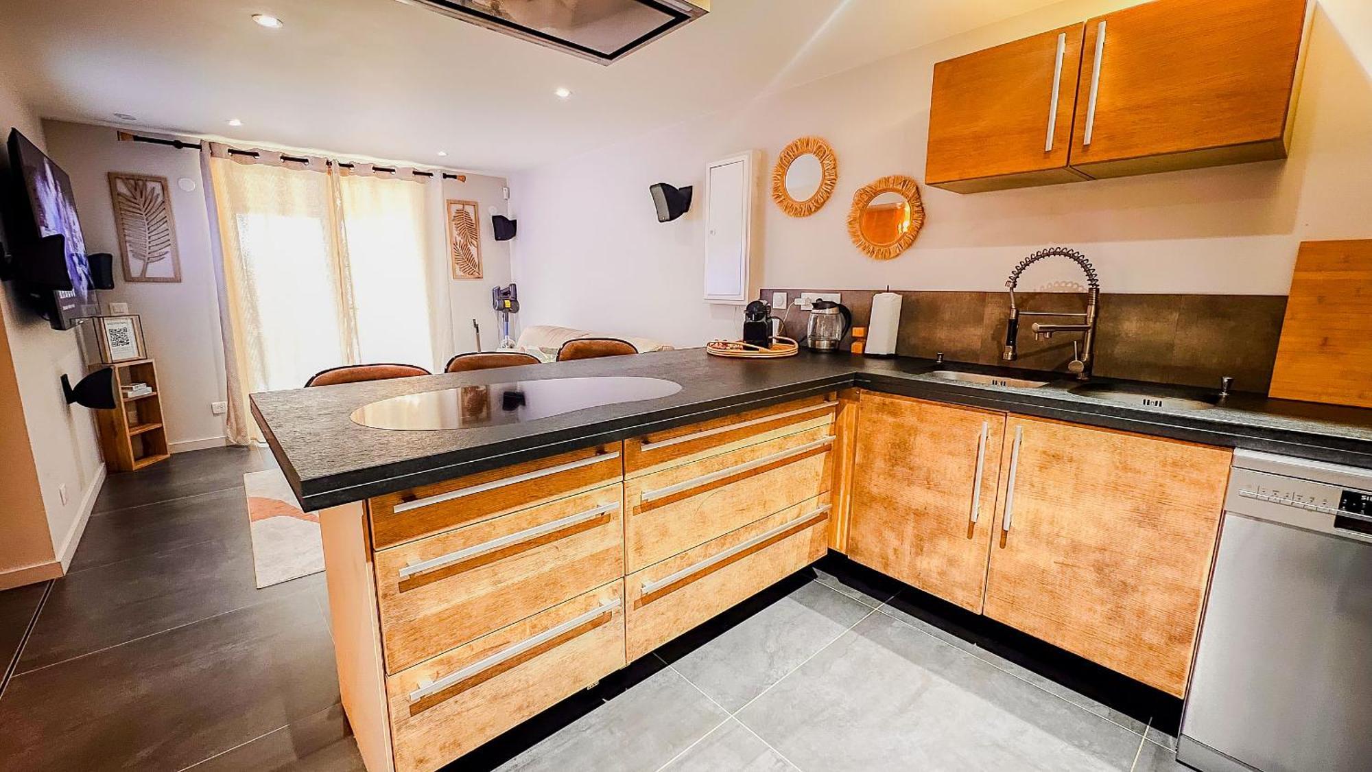 Atoumo Appartement Love Jacuzzi & Jardin Disneyland Paris Quincy-Voisins Bagian luar foto